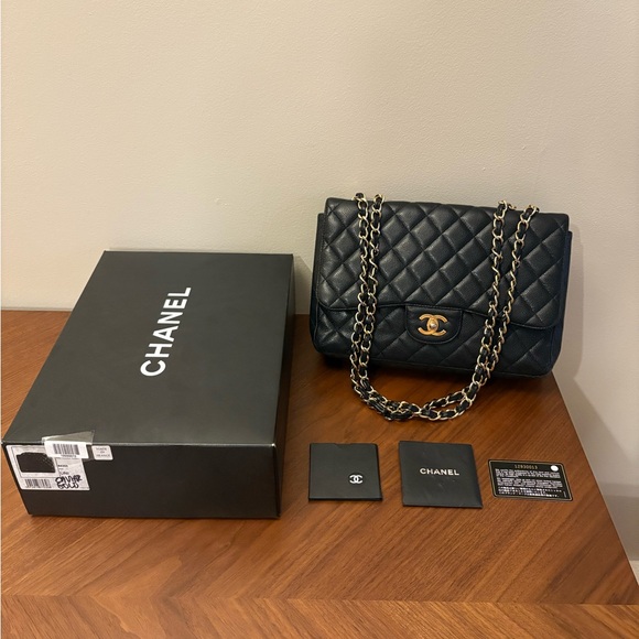 Chanel Caviar Quilted Single Flap Jumbo - Picture 1 of 7